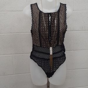 2 for $25 NWT Dynamite Lace Bodysuit, Size L